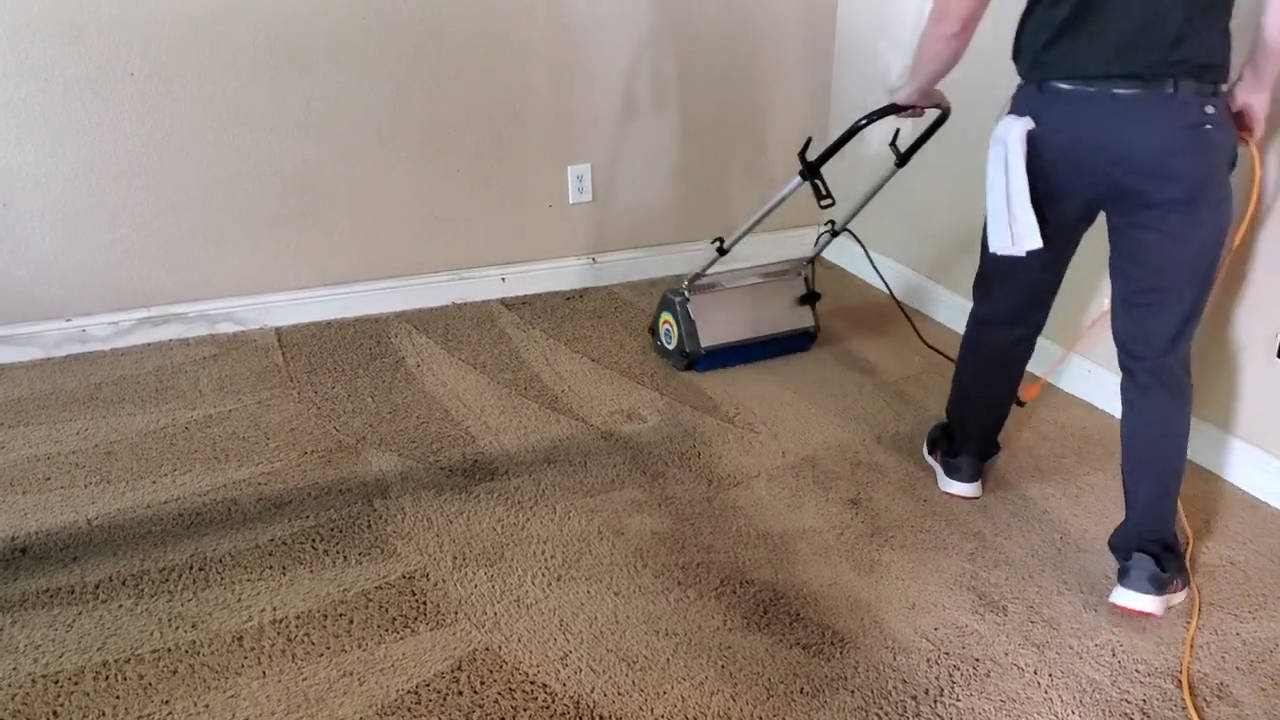 Load video: CRB Machine Cleaning Carpet